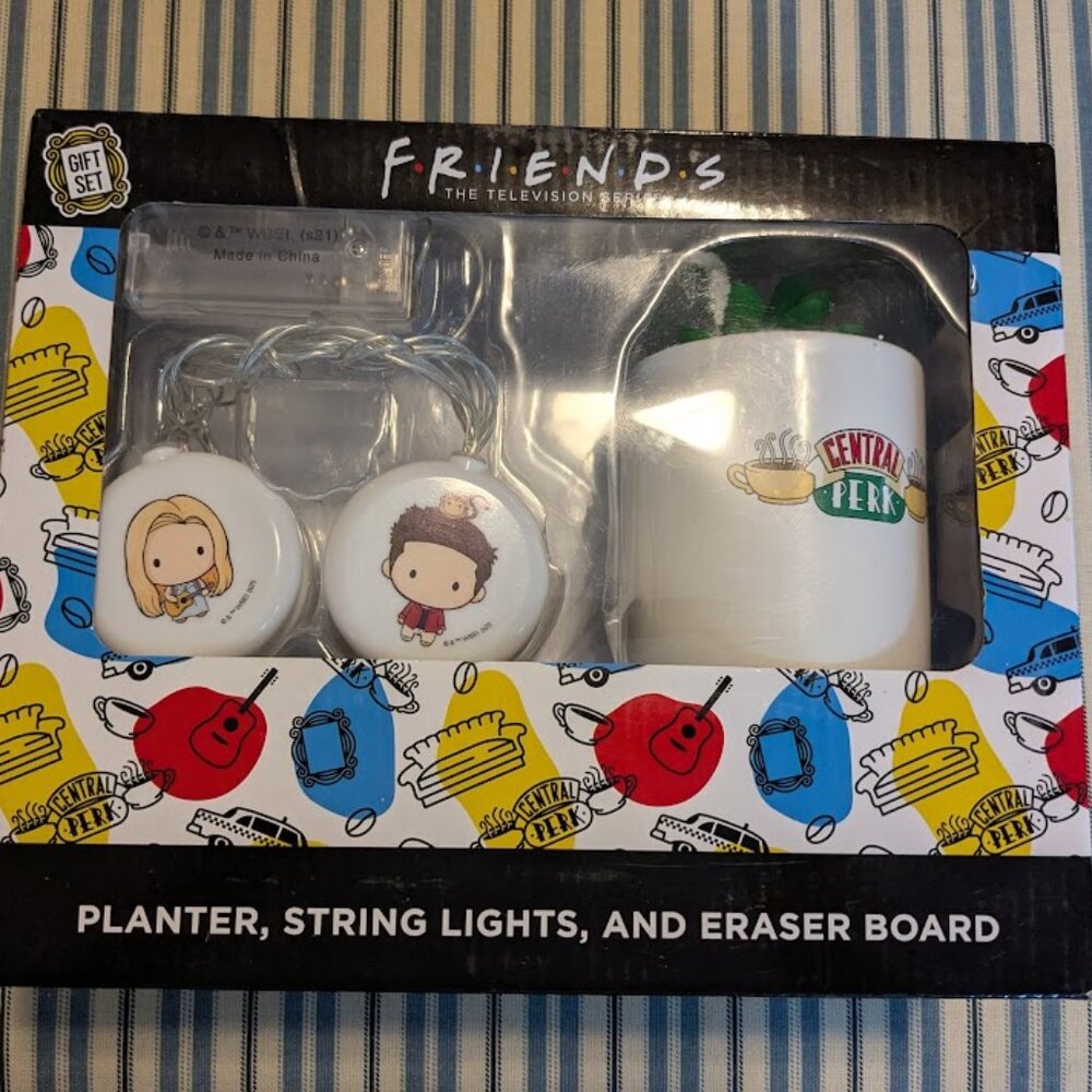 NIB! Friends Themed Gift Box